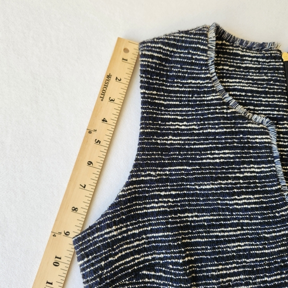 Tweed Fall Sheath Dress Navy Blue White Stripes Sleeveless Fringe Paris Size 10 - Picture 15 of 17